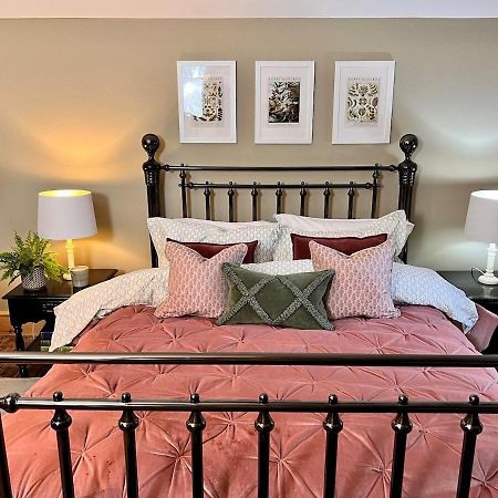 6 - Central Location - Entire House - Free Parking ميرثير تيدفيل المظهر الخارجي الصورة
