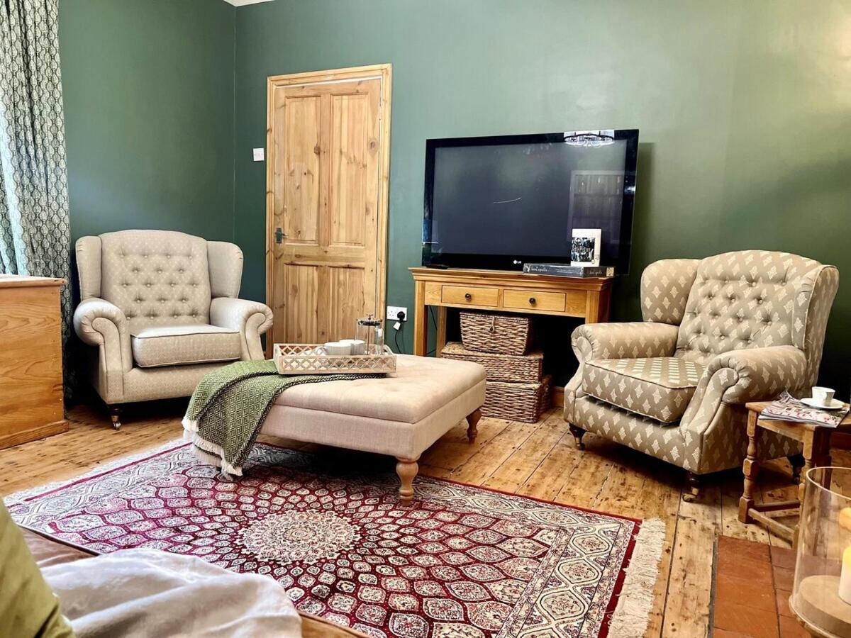 6 - Central Location - Entire House - Free Parking ميرثير تيدفيل المظهر الخارجي الصورة